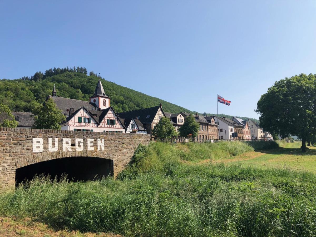 Moselburgblick Apartamento Burgen  Exterior foto